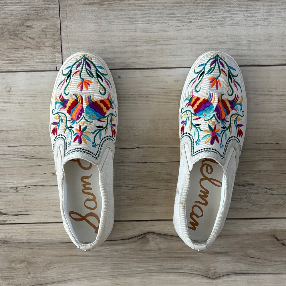 Sam Edelman Women's Colorful Embroidered sneakers